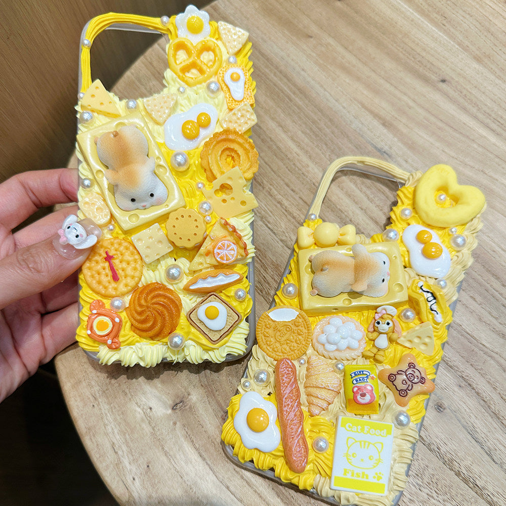 Decoden Cream Glue Phone Case DIY Kit – Kawaii Hamster & Cheese Charms